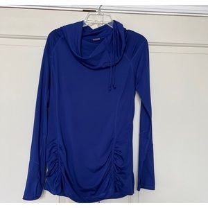 Zella PURPLE TOP WITH RUCHED SIDES / COLLAR